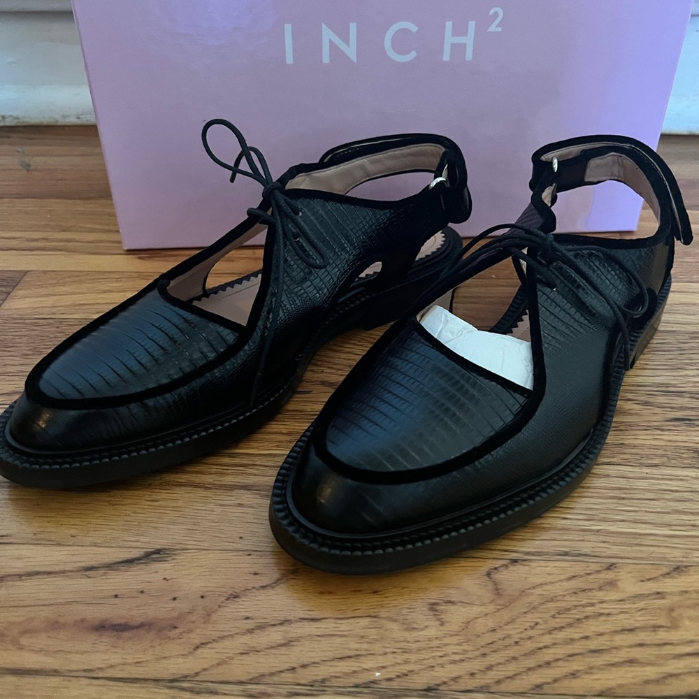 Black women’s inch2 Shoes